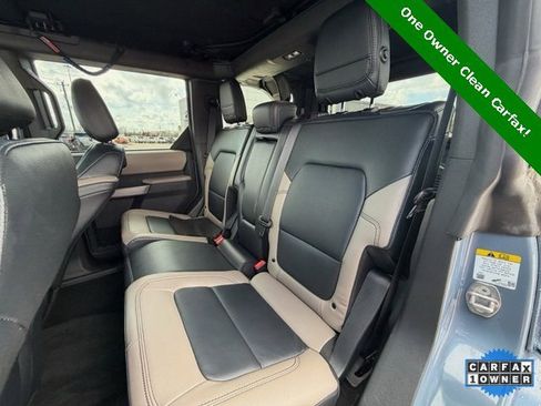 Used 2023 Ford Bronco Wildtrak image 9