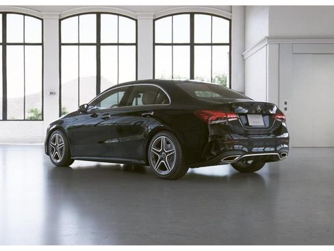 Used 2020 Mercedes-Benz A 220 4MATIC image 30