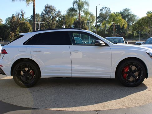 New 2026 Audi RS Q8 performance image 7