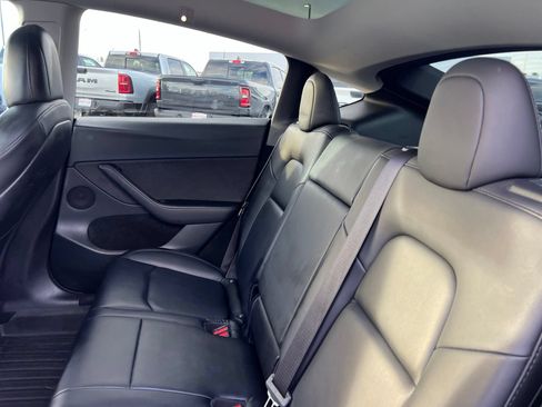 Used 2023 Tesla Model Y Performance AWD/4WD image 25