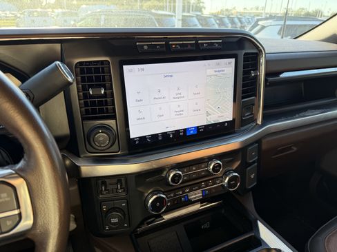 Used 2023 Ford F250 King Ranch image 9