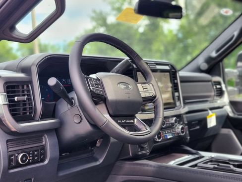 New 2026 Ford F250 Platinum w/ FX4 Off-Road Package AWD/4WD image 19