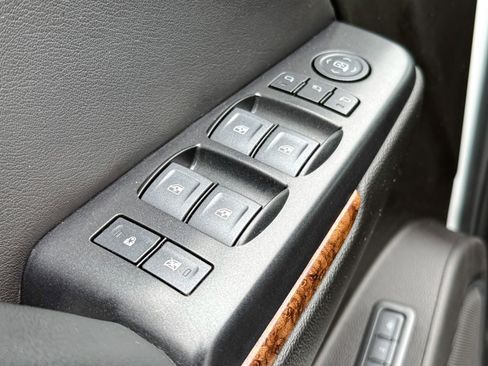 Certified 2020 Chevrolet Tahoe Premier AWD/4WD image 18