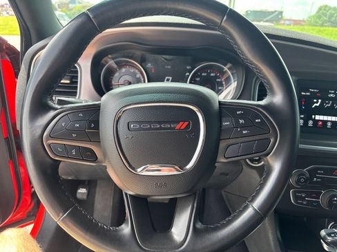 Used 2022 Dodge Charger SXT RWD image 8