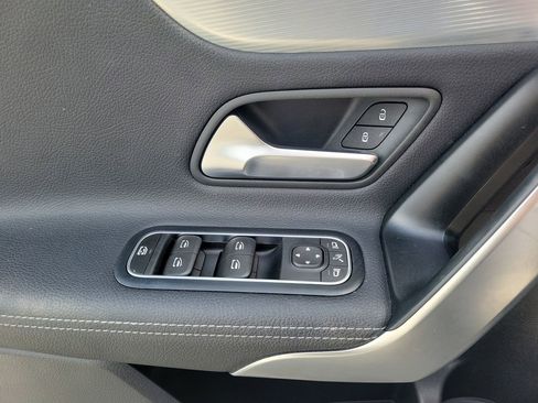 Used 2022 Mercedes-Benz A 220 image 24