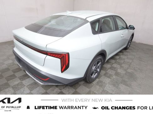 New 2025 Kia K4 LXS image 5