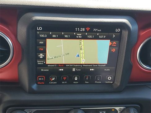 Used 2022 Jeep Gladiator Rubicon w/ LED Lighting Group image 4