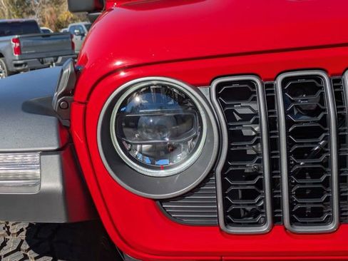 New 2026 Jeep Gladiator Mojave w/ Technology Group AWD/4WD image 10