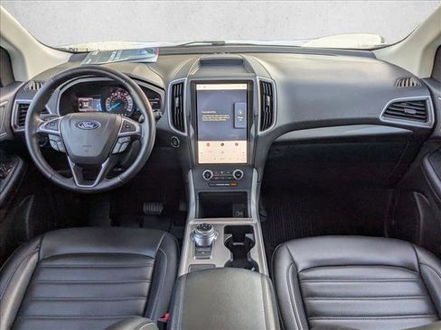 Used 2023 Ford Edge SEL AWD/4WD image 16