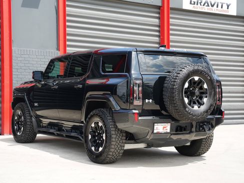 Used 2024 GMC Hummer EV 2X w/ Extreme Off-Road Package AWD/4WD image 16