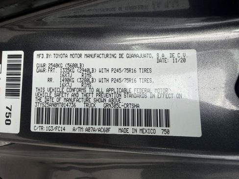 Used 2021 Toyota Tacoma SR5 AWD/4WD image 31