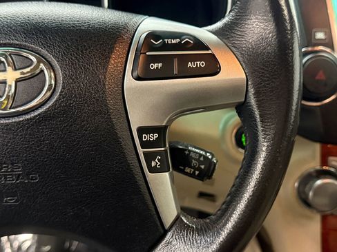 Used 2013 Toyota Highlander Limited image 28