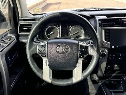 Used 2022 Toyota 4Runner Limited image 18