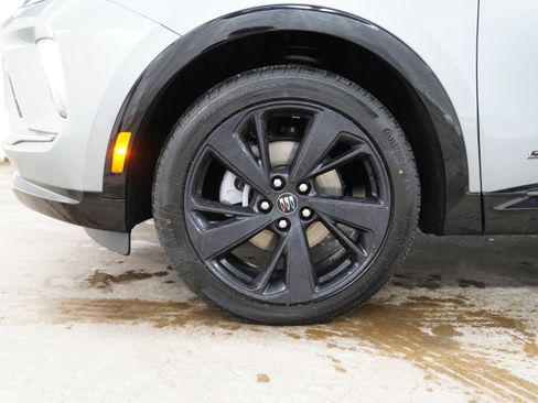 Used 2025 Buick Envision Sport Touring image 15