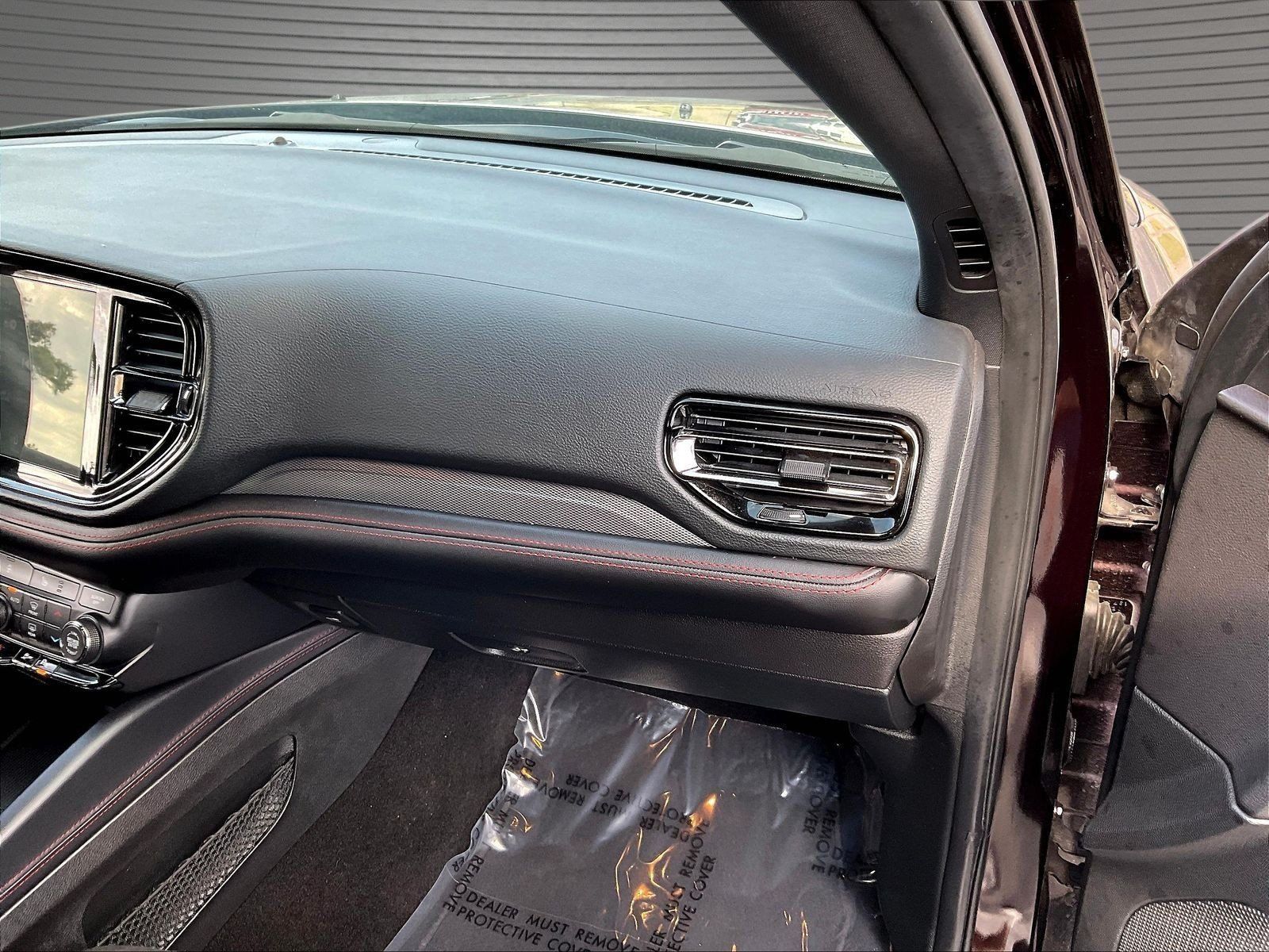 Used 2025 Dodge Durango GT AWD/4WD image 23