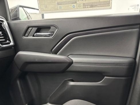 New 2026 GMC Canyon Elevation w/ Convenience Package RWD image 37