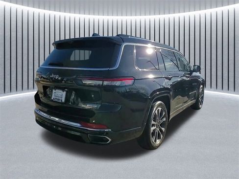 Used 2023 Jeep Grand Cherokee L Overland w/ Advanced Protech Group III image 3
