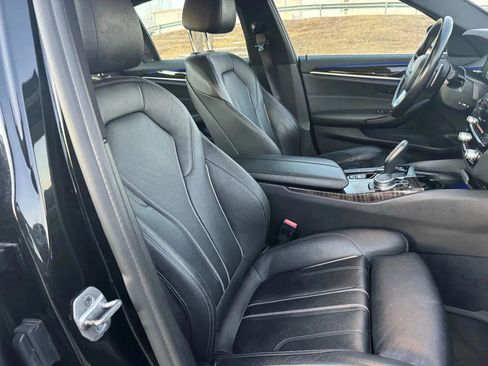 Used 2019 BMW 530i w/ Convenience Package image 22