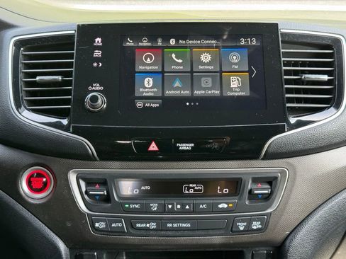 Used 2022 Honda Passport TrailSport image 16