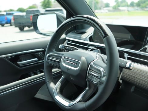 New 2025 GMC Sierra EV Denali image 23