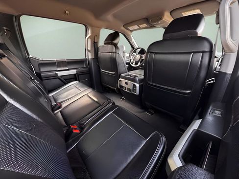 Used 2021 Ford F250 Lariat w/ Lariat Value Package AWD/4WD image 28