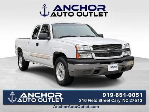 Used 2005 Chevrolet Silverado 1500 LS w/ Light Duty Power Package AWD/4WD image 1