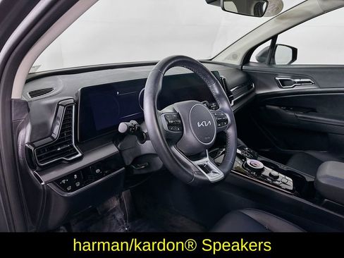 Used 2025 Kia Sportage SX Prestige image 14