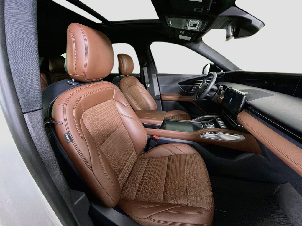 Used 2026 Lincoln Nautilus Reserve w/ Jet Appearance Package AWD/4WD image 33