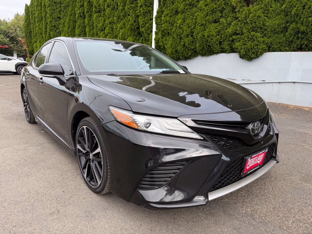 Used 2019 Toyota Camry XSE FWD image 2