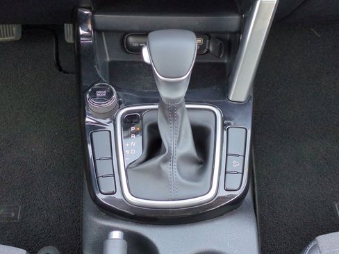 Used 2023 Kia Seltos S image 19