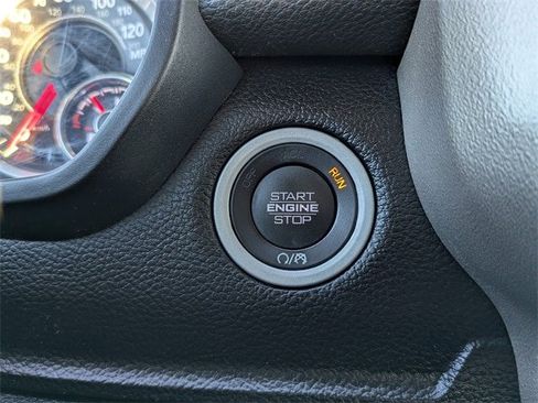 Used 2021 RAM 1500 Laramie image 28