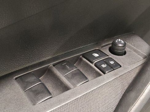 Used 2024 Toyota Corolla LE FWD image 27