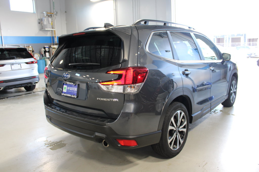 Used 2023 Subaru Forester Limited AWD/4WD image 27