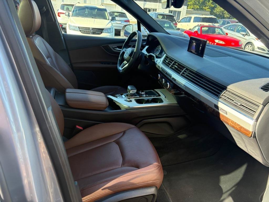 Used 2018 Audi Q7 2.0T Premium AWD/4WD image 10