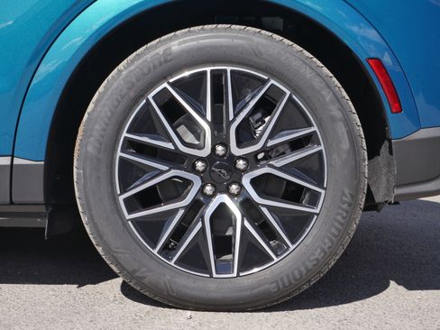 New 2026 Ford Mustang Mach-E Premium image 4