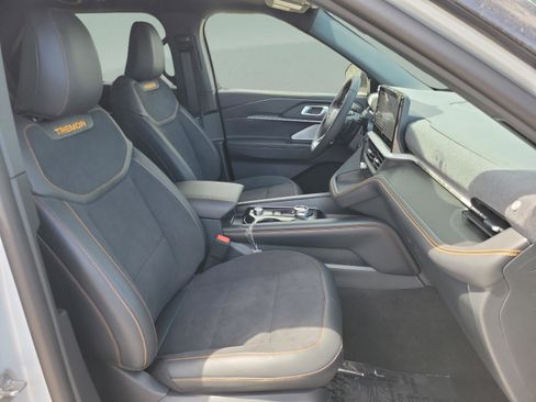 New 2026 Ford Explorer Tremor AWD/4WD image 32