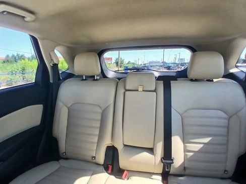 Used 2020 Ford Edge SEL AWD/4WD image 35