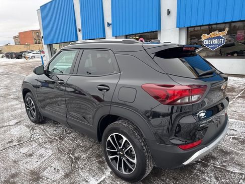 Used 2024 Chevrolet TrailBlazer LT image 11