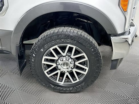 Used 2019 Ford F350 Lariat w/ Lariat Ultimate Package AWD/4WD image 20