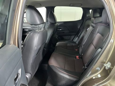 Certified 2025 Nissan Kicks SR image 25