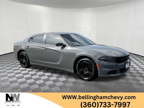 Used 2019 Dodge Charger SXT w/ Leather Interior Group RWD image 1