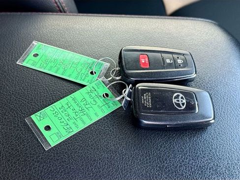 Used 2023 Toyota 4Runner TRD Off-Road Premium w/ Off Road Premium Plus Package AWD/4WD image 37
