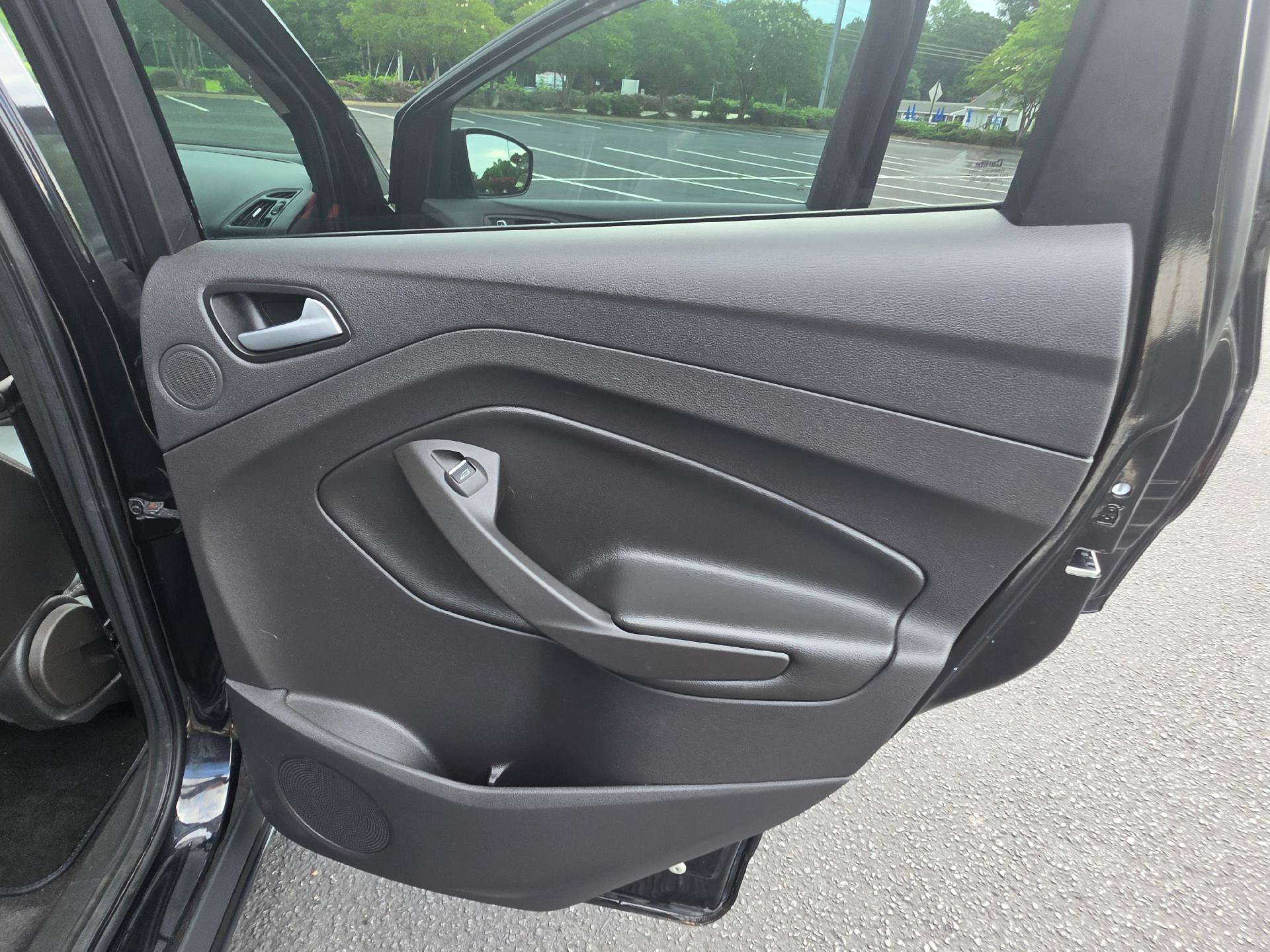 Used 2010 Ford Escape XLT FWD image 13