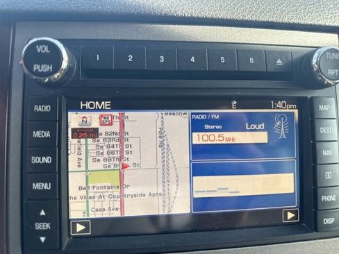 Used 2012 Ford F350 Lariat w/ Chrome Pkg image 13