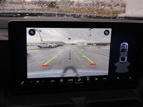 Used 2025 Ford Mustang Coupe image 16