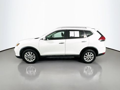 Used 2017 Nissan Rogue SV AWD/4WD image 4