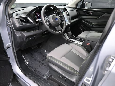 Used 2024 Subaru Ascent Onyx Edition image 2