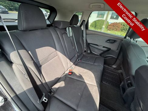 Used 2023 Nissan Rogue S AWD/4WD image 39