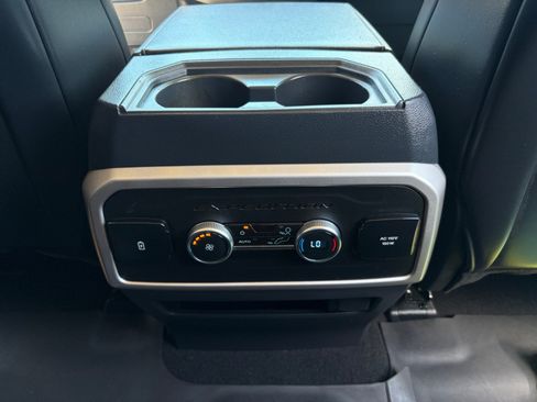 Used 2024 Ford Expedition XLT RWD image 26