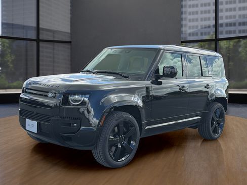 New 2026 Land Rover Defender 110 X-Dynamic SE AWD/4WD image 12